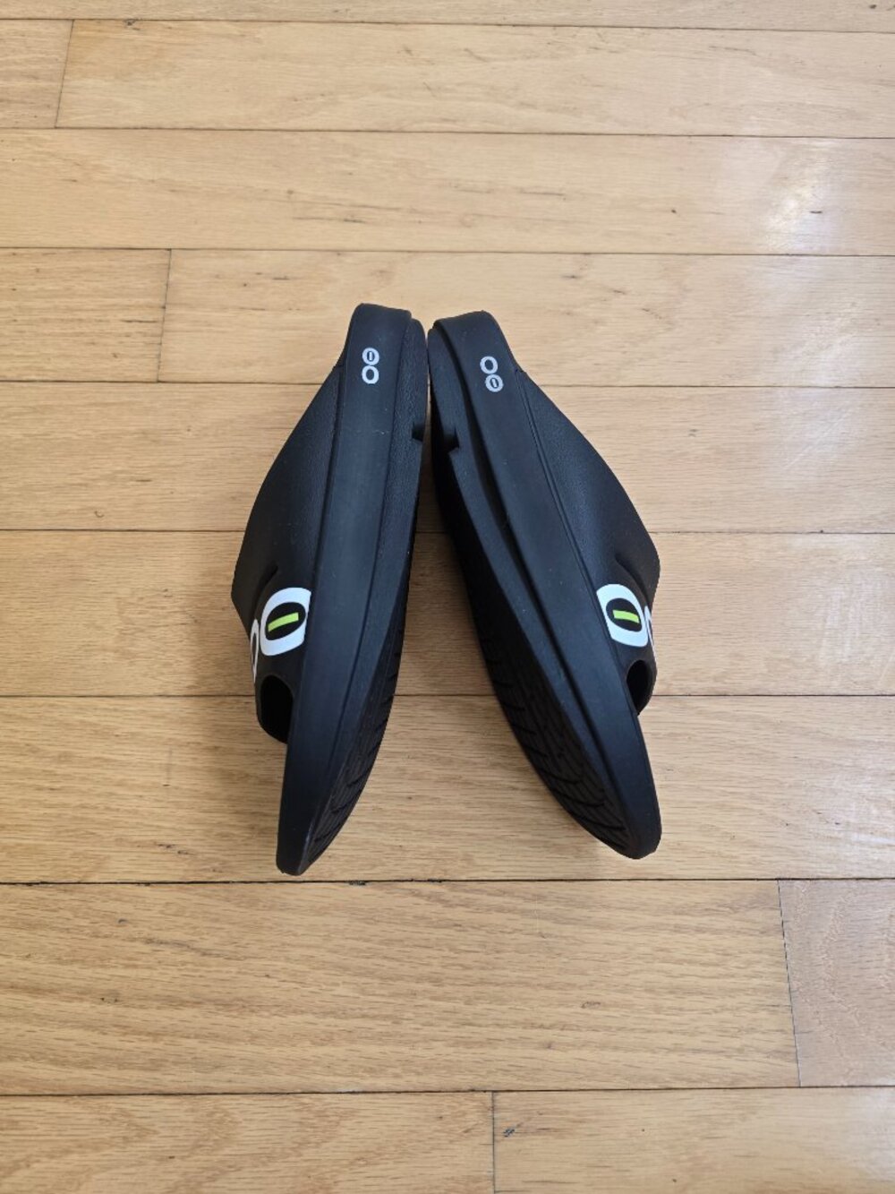 OOFOS | OOahh black sporty recovery slide sandals | WMS 5 - Picture 7 of 9